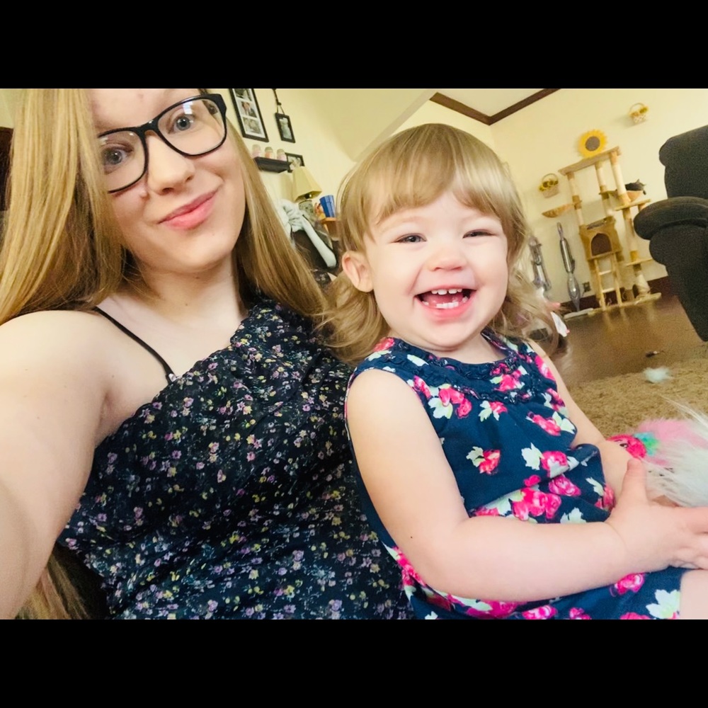 Meet your Posher, Crystal